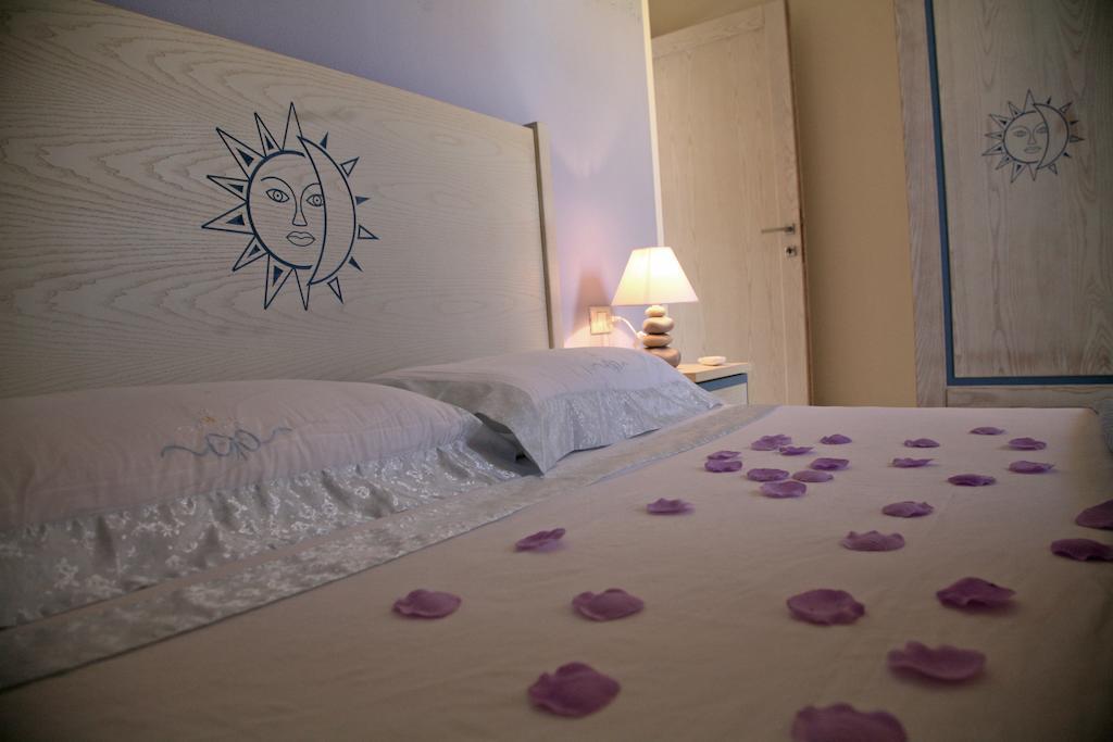 Ferienwohnung La Rosa Del Mare Castelsardo Zimmer foto