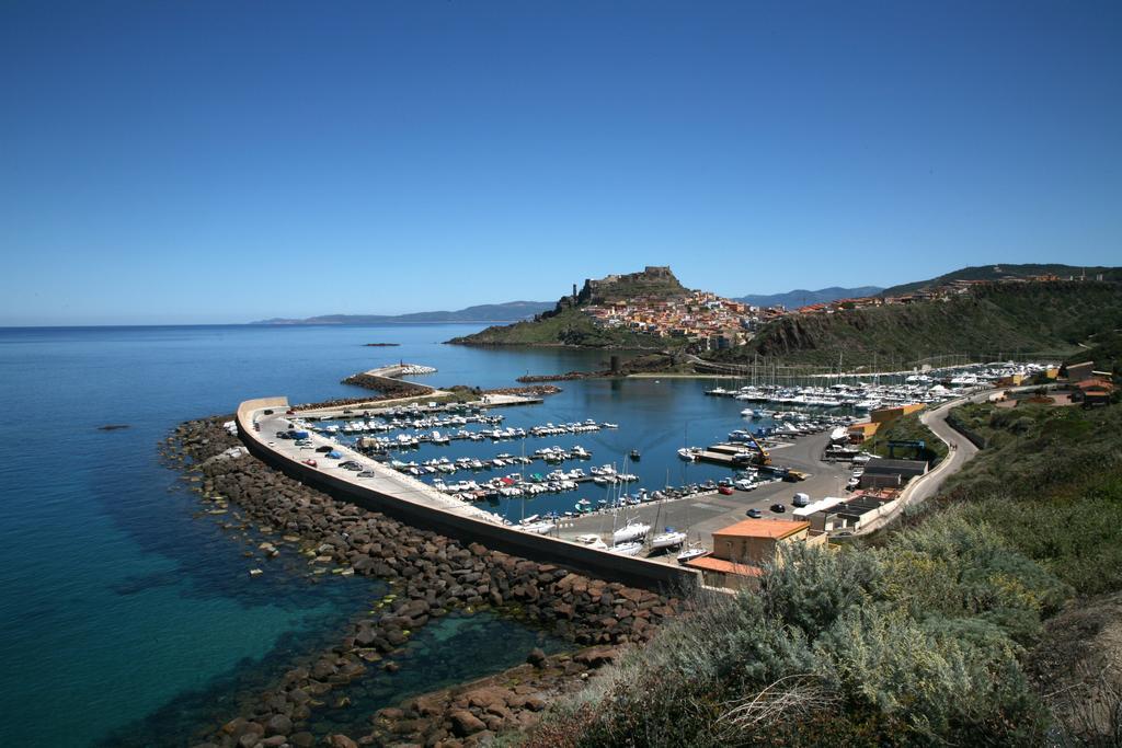 Ferienwohnung La Rosa Del Mare Castelsardo Exterior foto