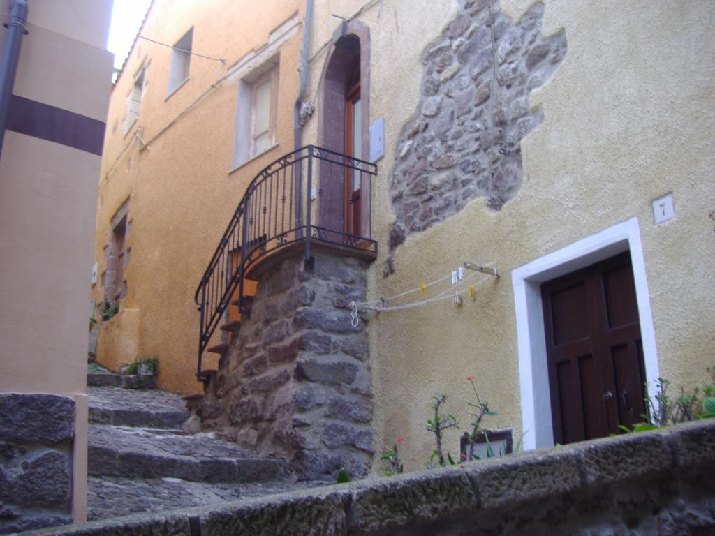 Ferienwohnung La Rosa Del Mare Castelsardo Exterior foto