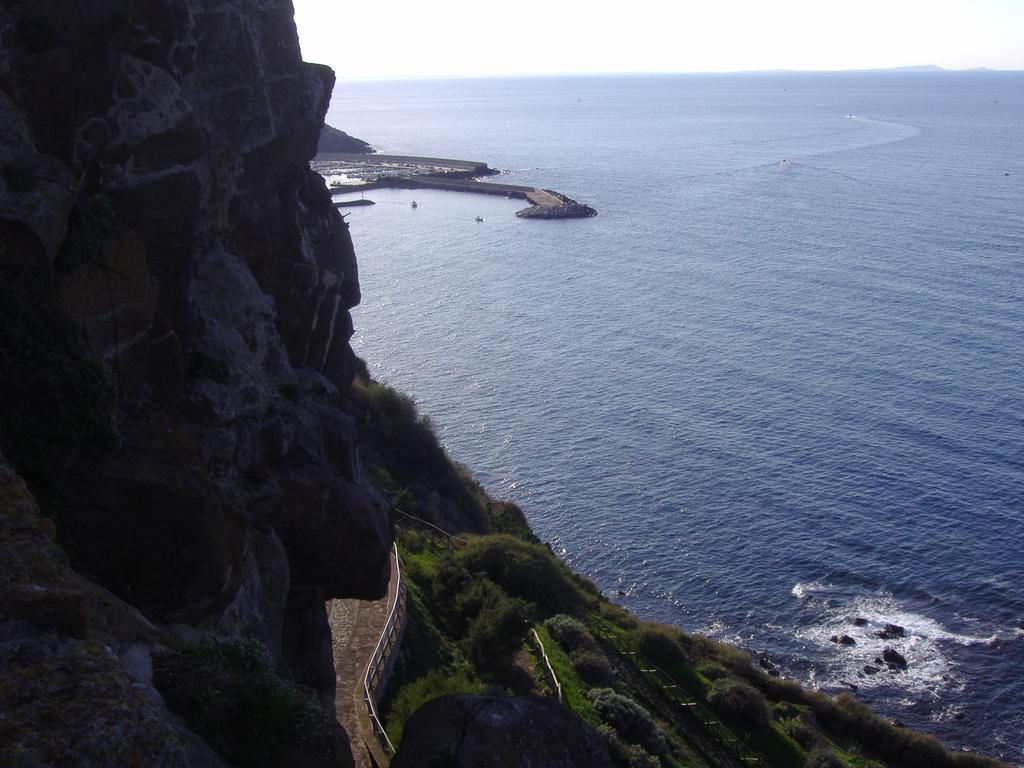 Ferienwohnung La Rosa Del Mare Castelsardo Exterior foto